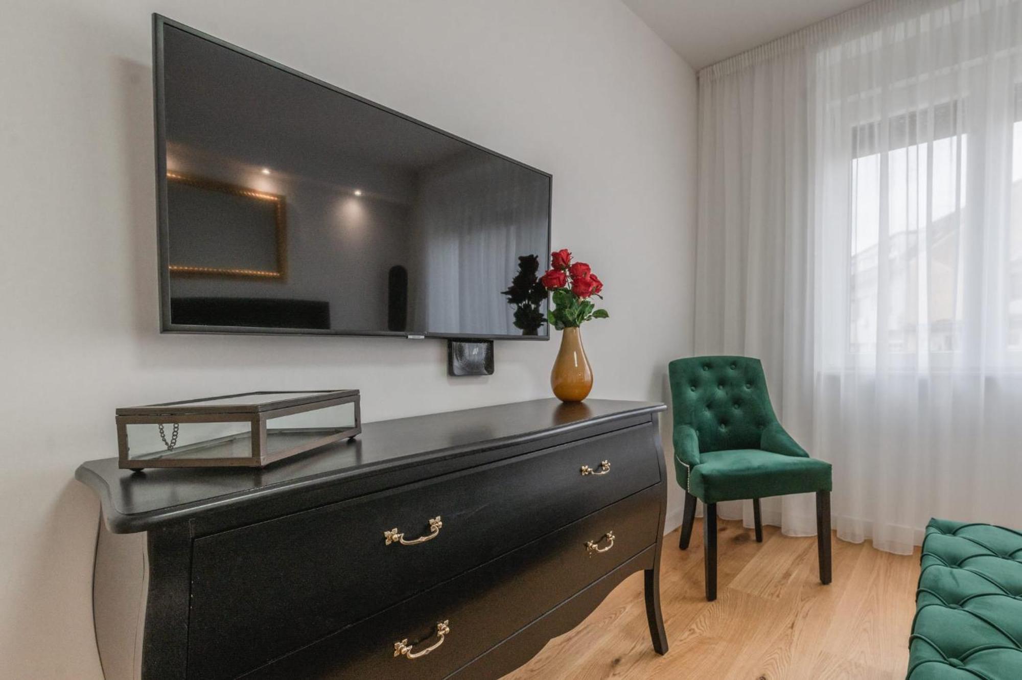 Golden Home Centre Apartment 萨格勒布 外观 照片